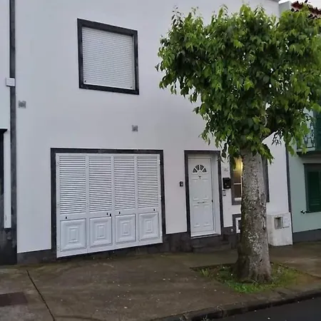 Quarto1 Com Wc Privado E Cozinha Partilhada